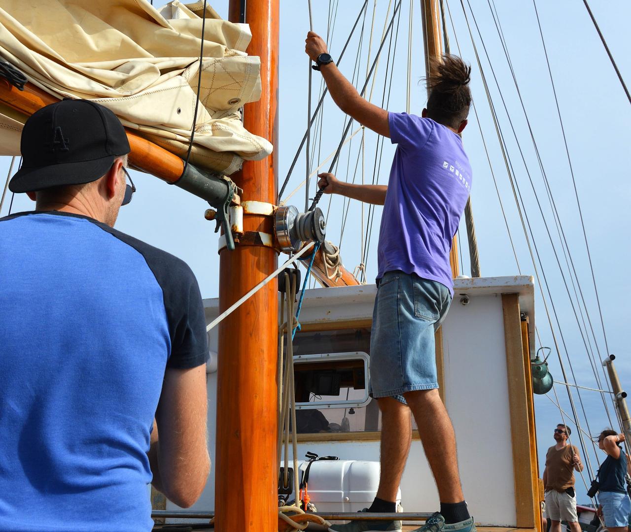 A la découverte des îles d'Or à bord d'un voilier